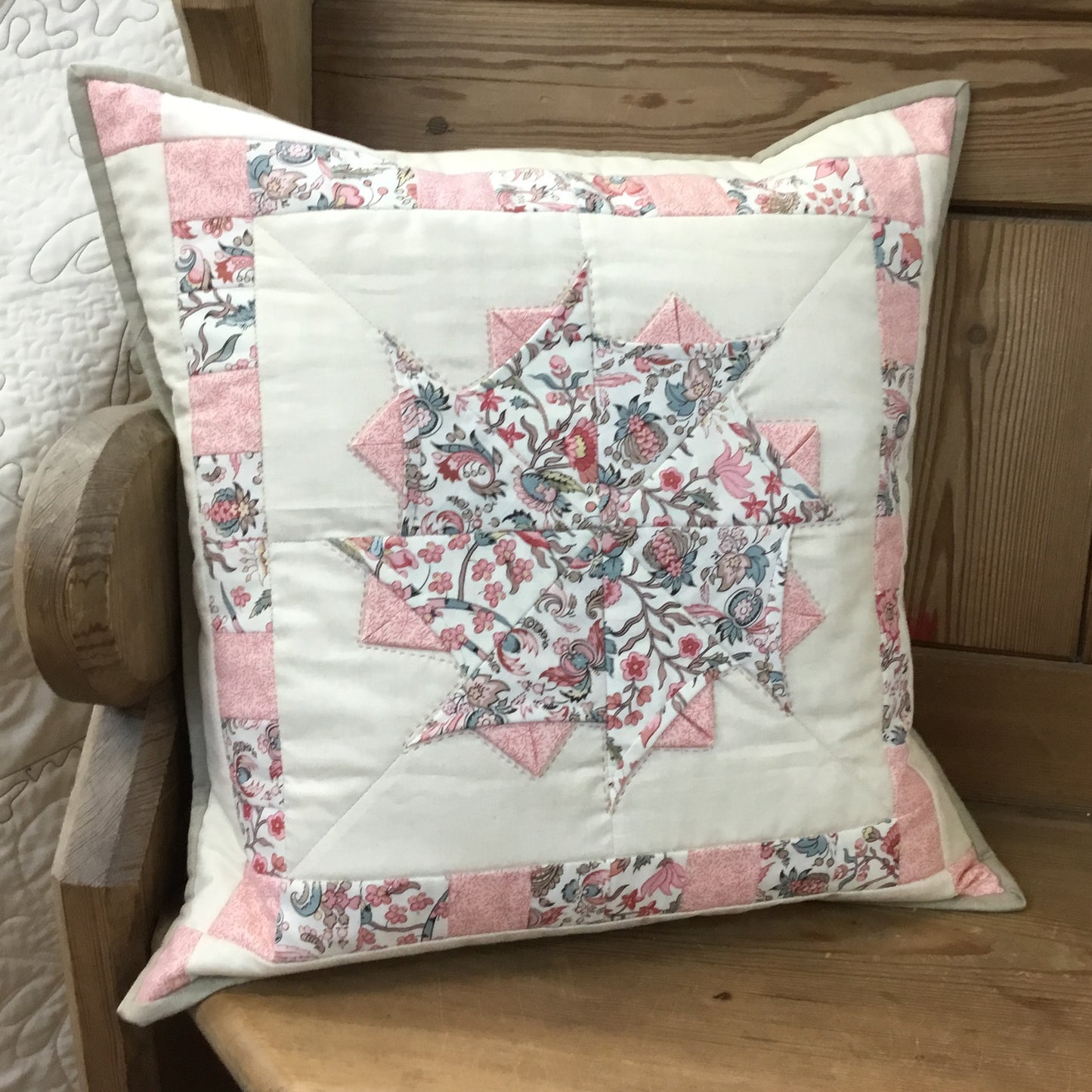 Folded Roses Cushion Kit